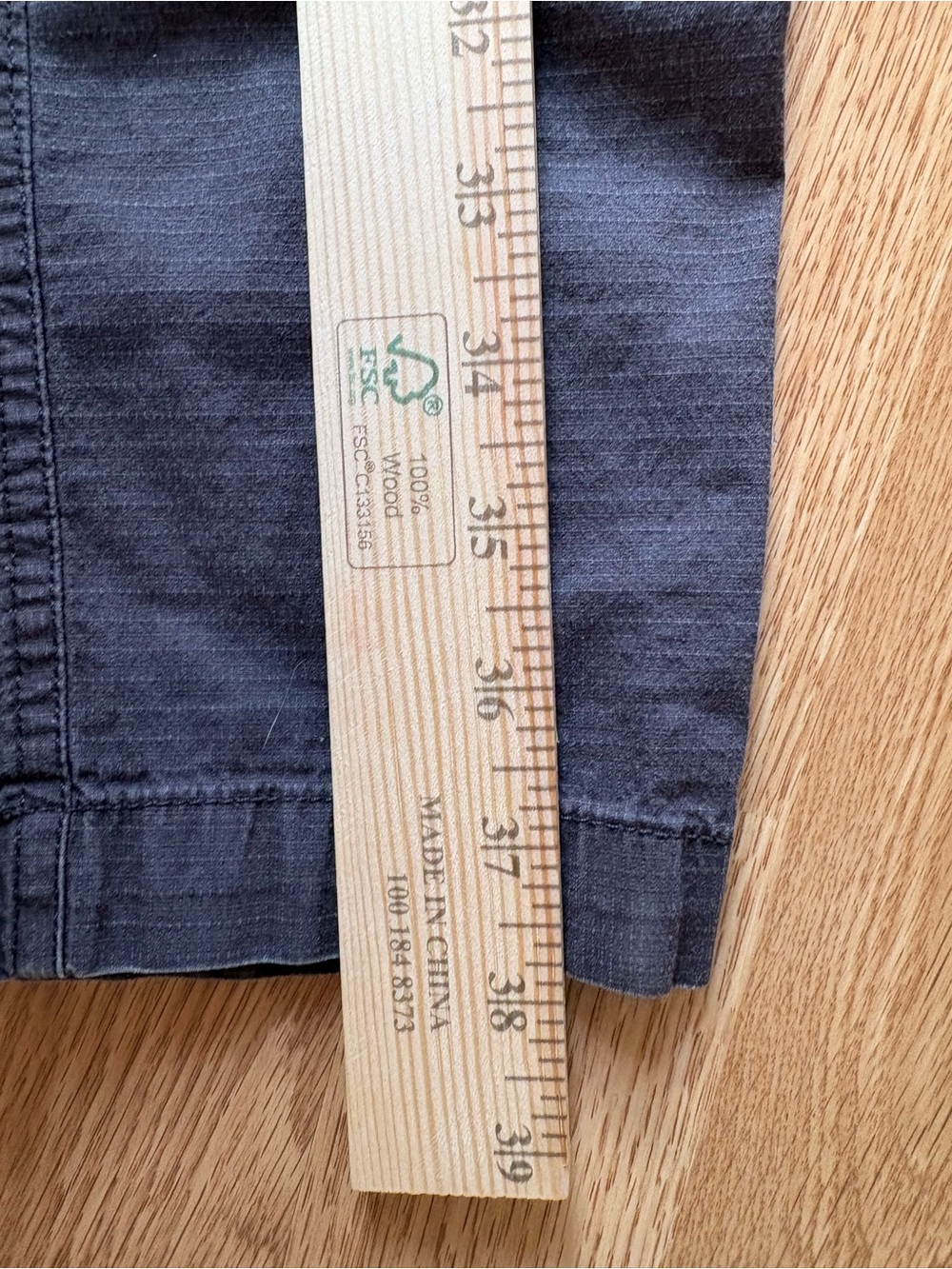 Vuori gray string ripstop climber pants size medium *holes - Picture 3 of 11